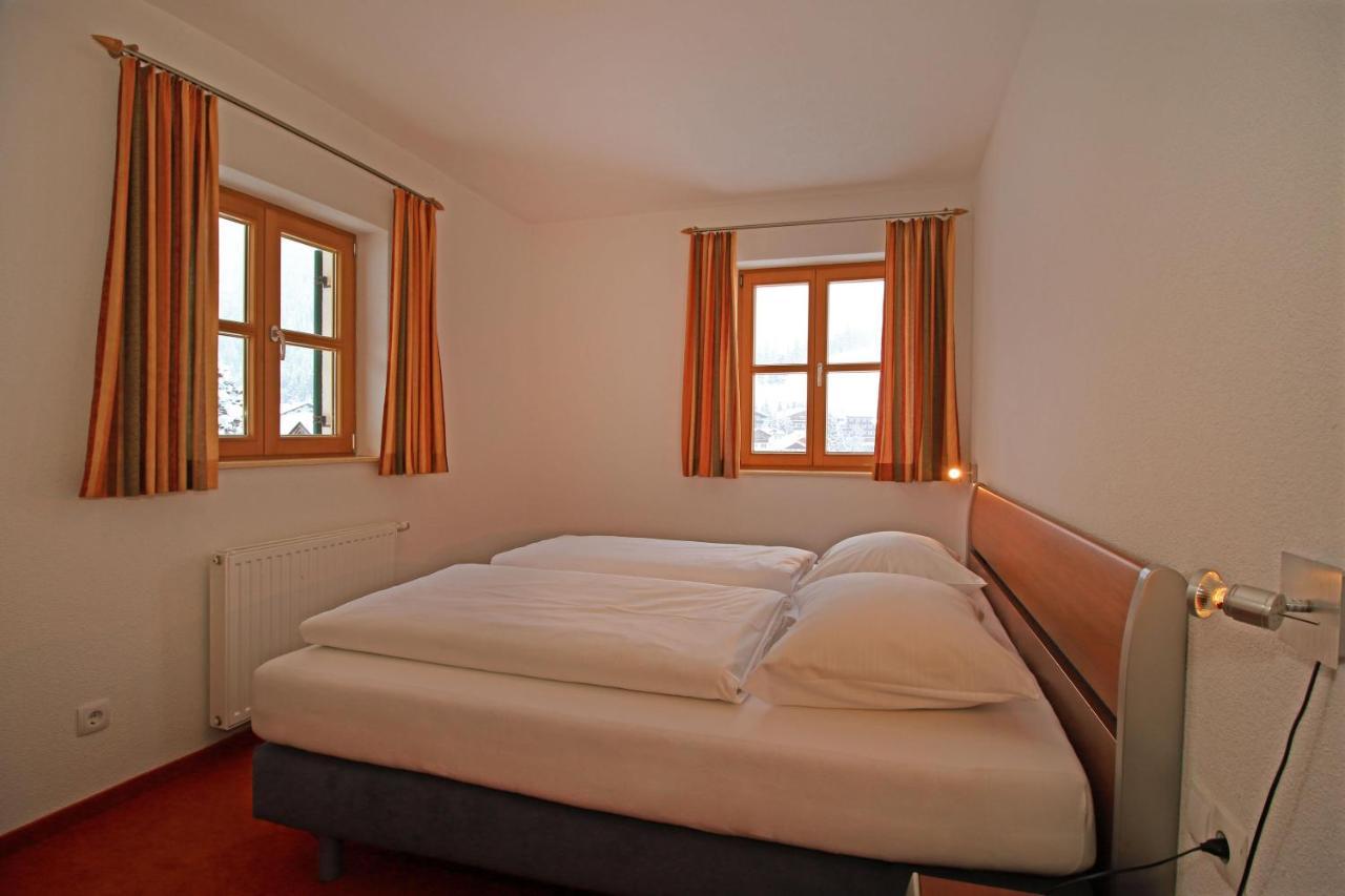 Chalet Zur Rose Lägenhet Berwang Exteriör bild