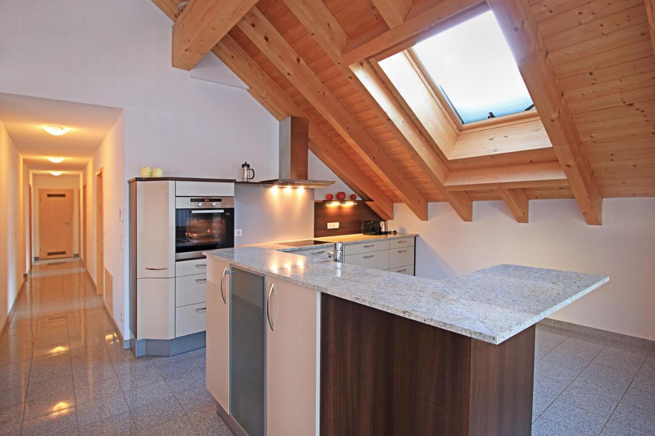Chalet Zur Rose Lägenhet Berwang Exteriör bild